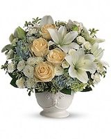 Beautiful Dreams by Teleflora