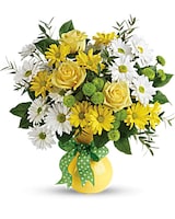 Teleflora's Daisies And Dots Bouquet