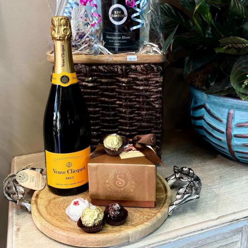 Gourmet and Wine