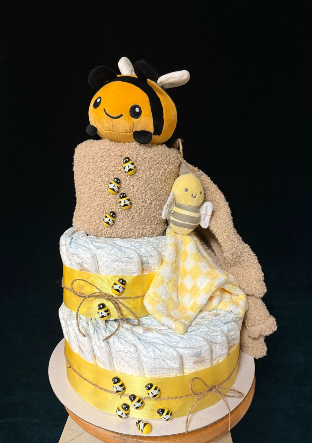 Mama To Bee Diaper cake 