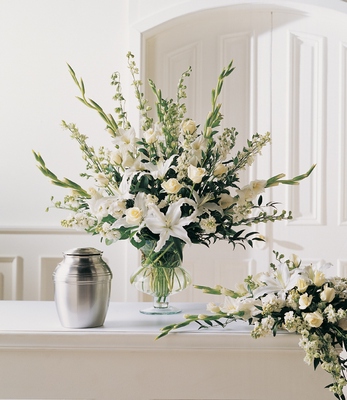 Jacques Flower Shop - Manchester Traditional Victorian Bouquet
