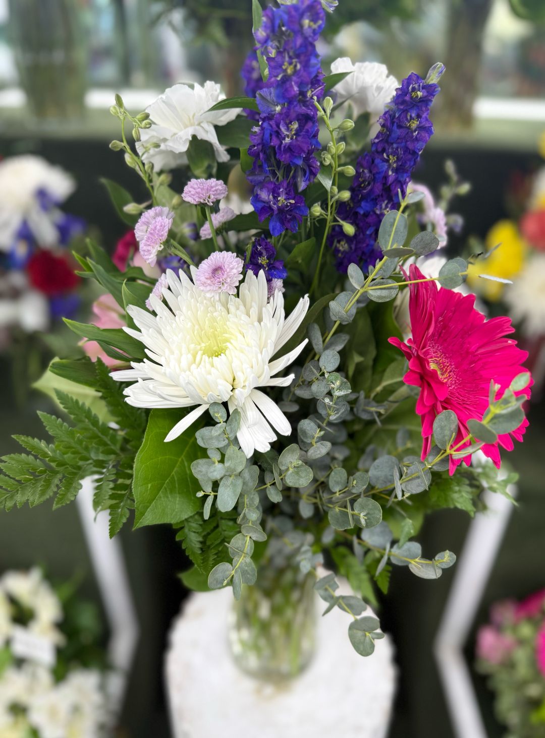 BLOOM BURST ARRANGEMENT IN THE COOLER