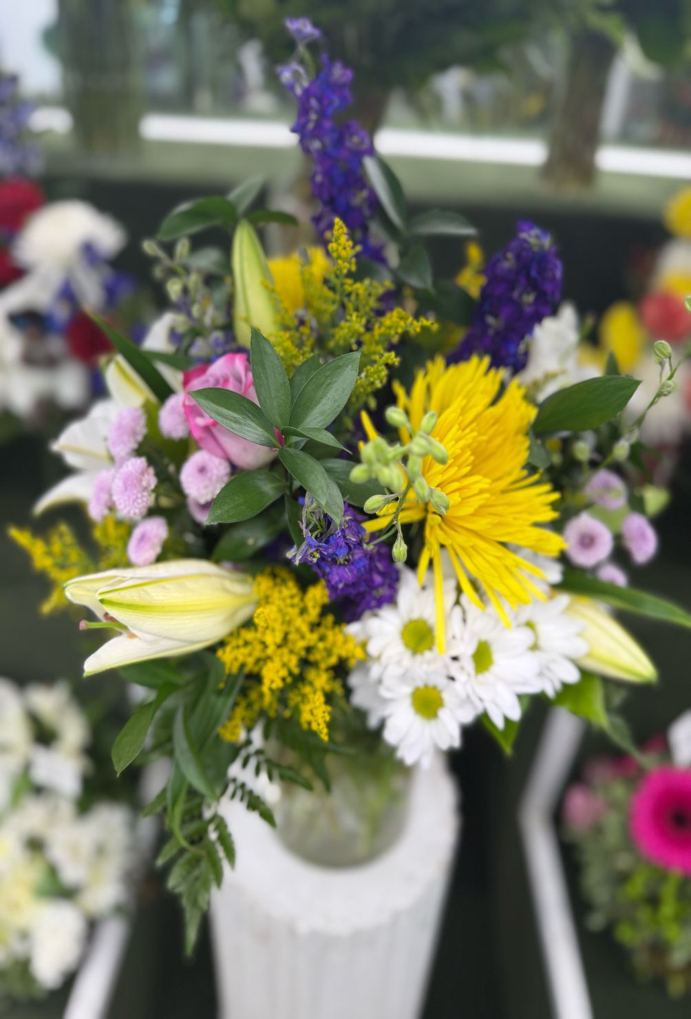 VIVID AND ROYAL ARRANGEMENT IN THE COOLER