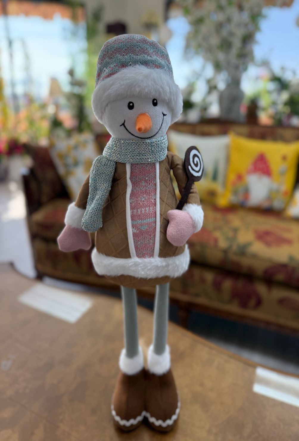 JOLLY PINK AND BLUE SNOWMAN