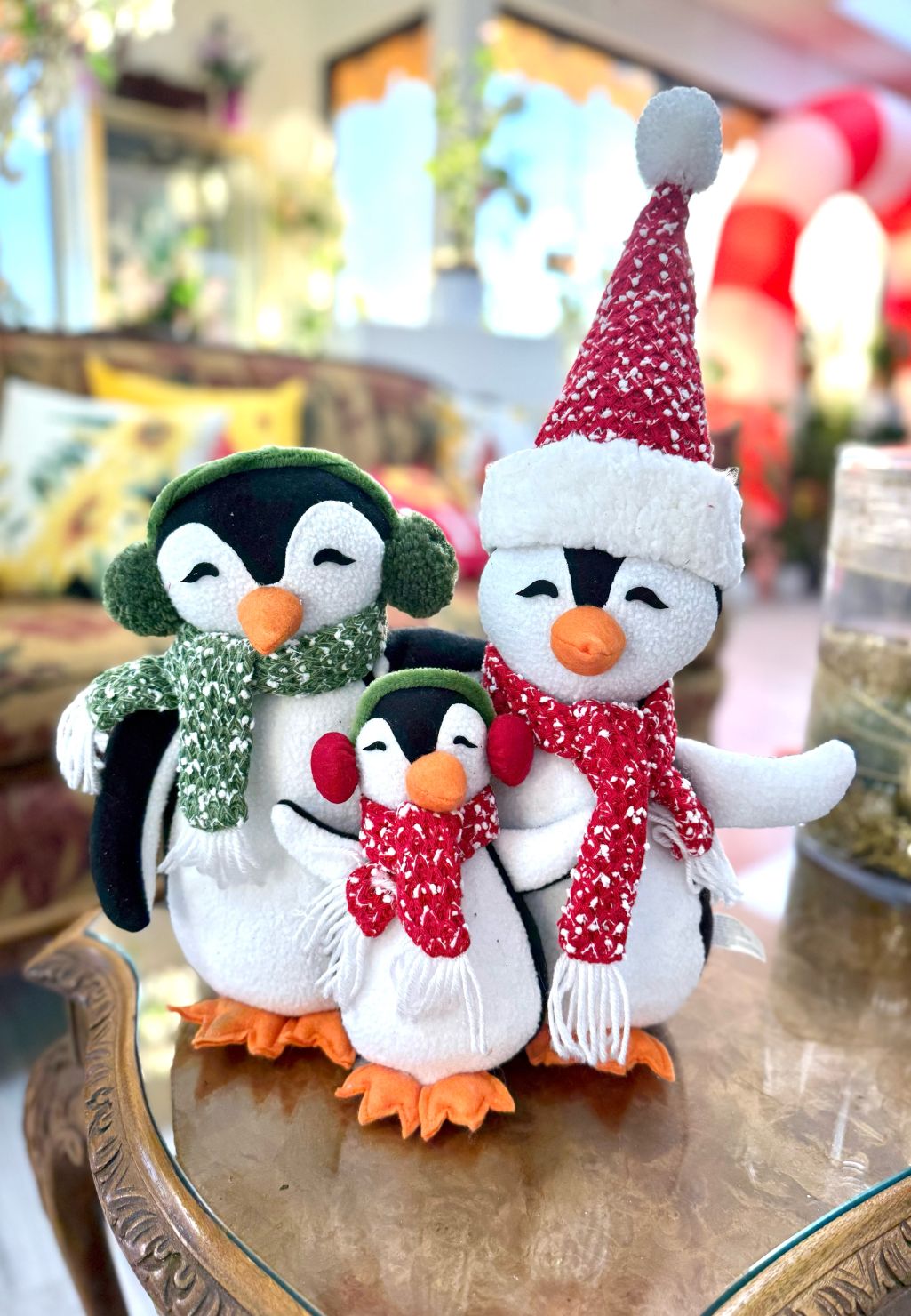 Holiday Penguin Family 