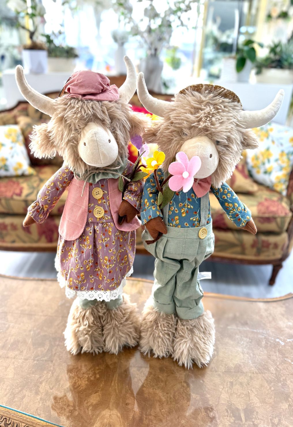 Lottie & Louis Highland Cow Decoration