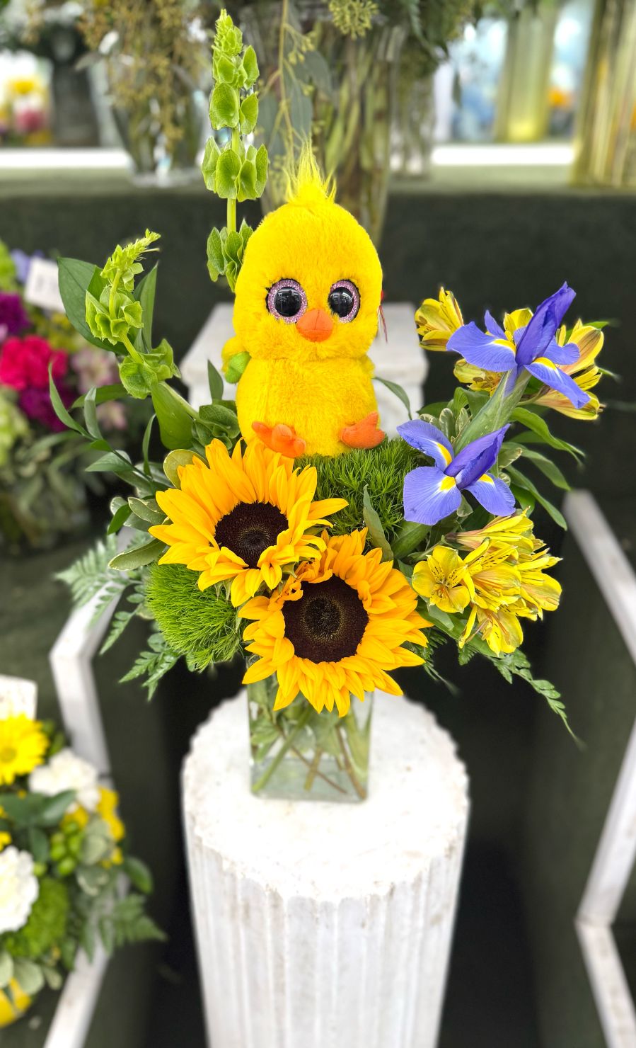 Cheerful Chirps Arrangement In the Cooler