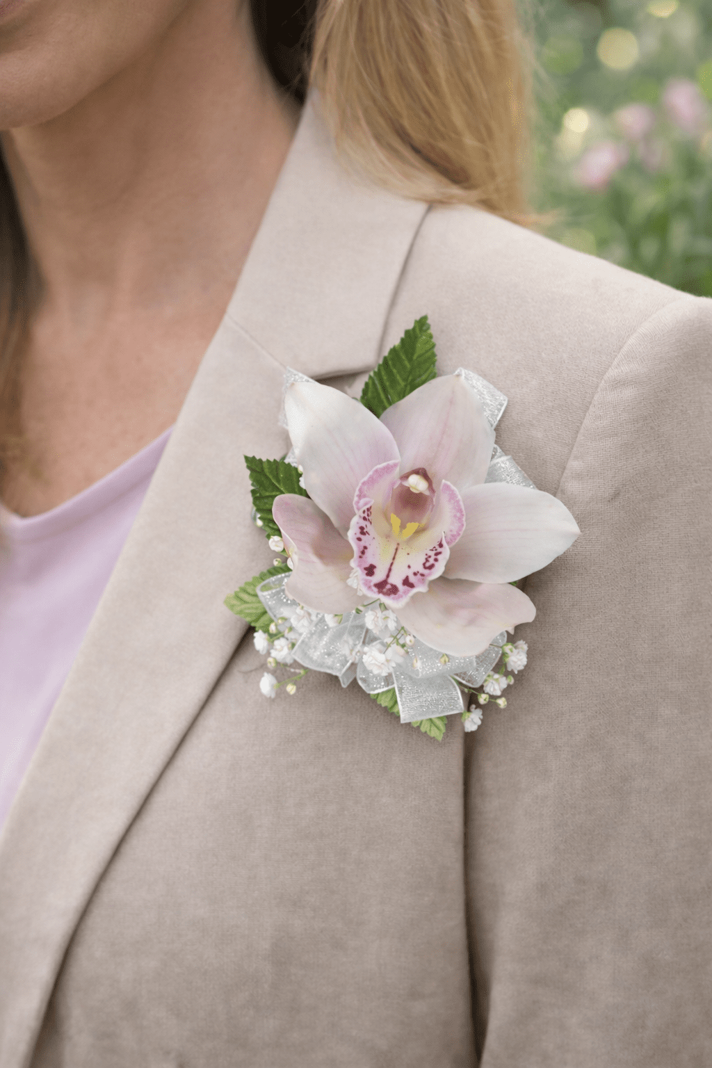 easter-corsage-arrangements.png
