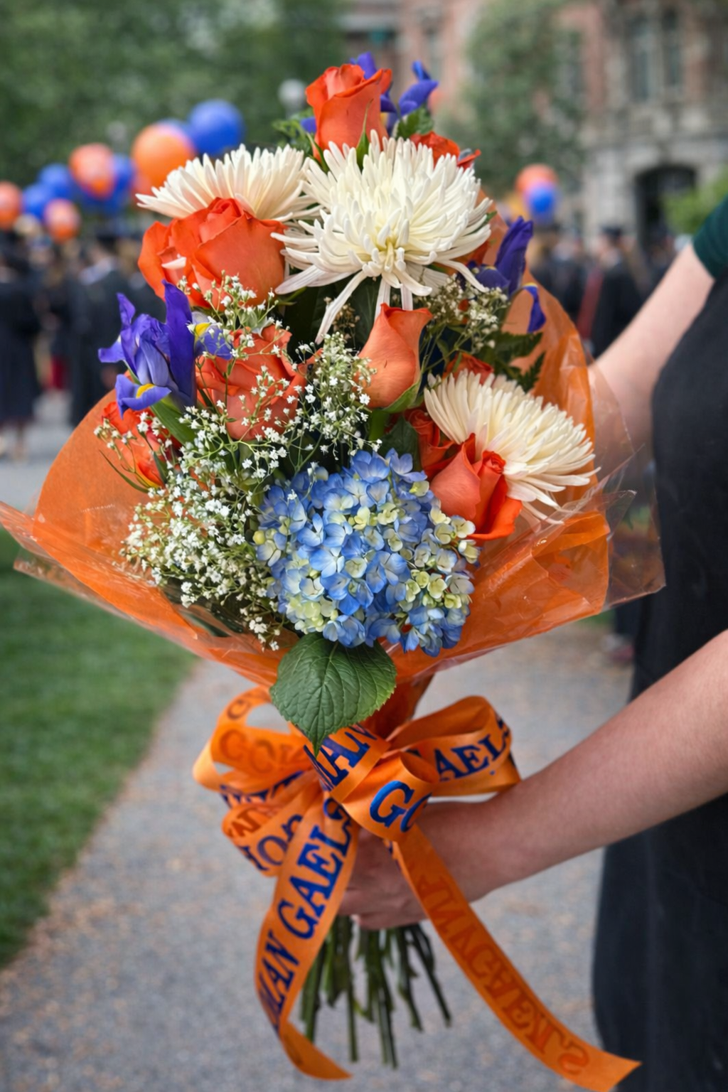 hand-tied-graduation-bouquet.png