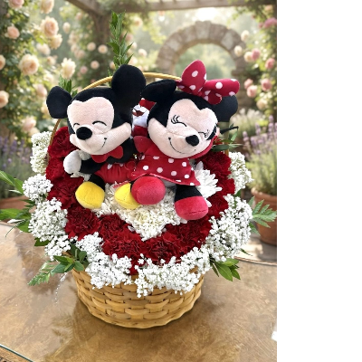 minnie-and-mickey-floral-arrangement.png