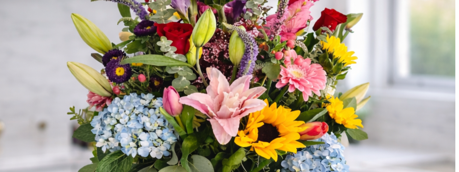 Send flowers in Las Vegas with same day delivery by DiBella Flowers and Gifts