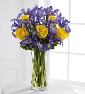 The FTD® Sunlit Treasures™ Bouquet