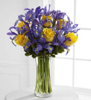 The FTD® Sunlit Treasures™ Bouquet