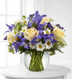 The FTD® Sweet Beginnings™ Bouquet
