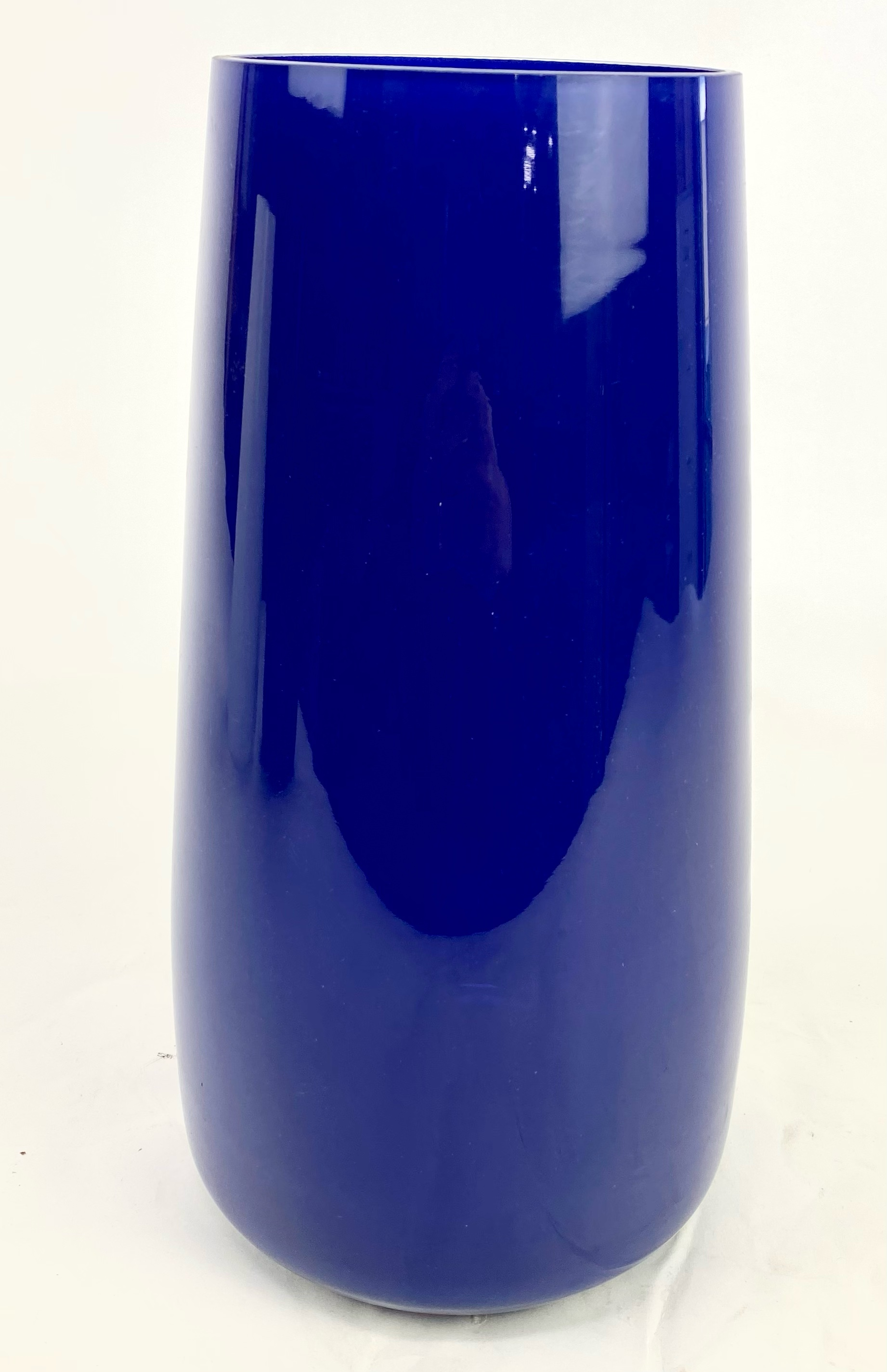 Nova Vase - Royal Blue