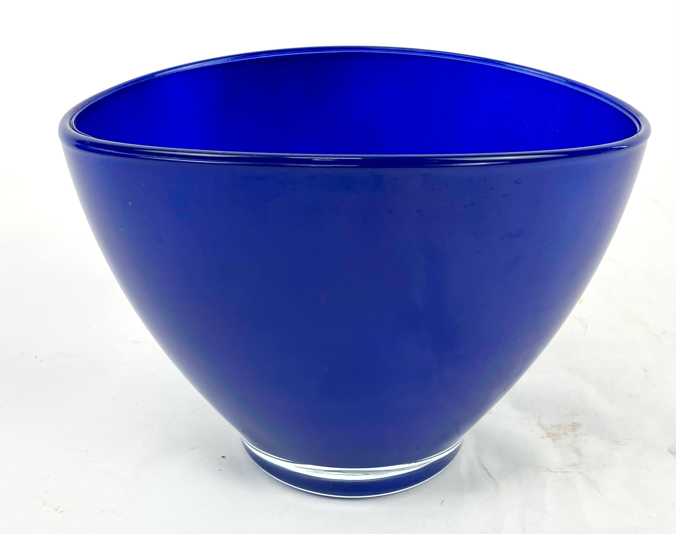 Avery Oval Bowl - Royal Blue