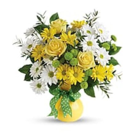 Teleflora's Daisies And Dots Bouquet
