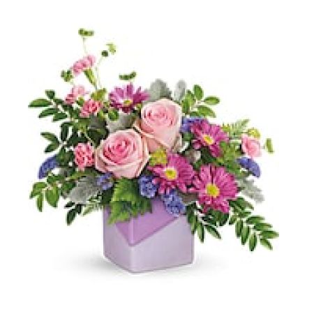 My Lady's Florist Westland - Your love for mom multiplies every day. Celebrate her with this contemporary cube featuring a fun, two-toned matte-glossy finish and radiant rose bouquet!