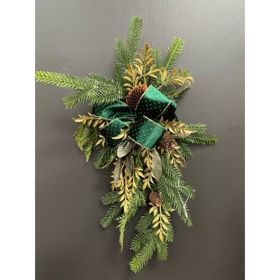 Fortin Gage Nashua - Emerald and Gold artificial winter wall hanging 