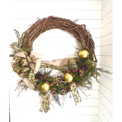 Fortin Gage Nashua - Handmade by our talented team
Artificial Wreath 
36 inches across