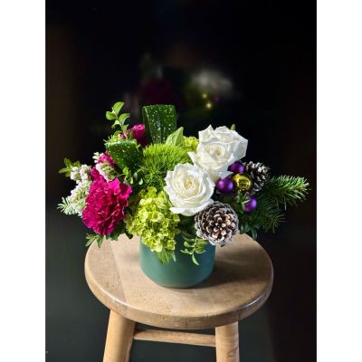 Fortin Gage Nashua - Your purchase helps our community live their healthiest lives and bridge barriers to staying healthy.

Legacy Trust is our December nonprofit of the month. We are on a mission to build connection, spread kindness, and support our community. Join us to brighten your home —and our world -through your purchase of this arrangement.

10% of the proceeds of this arrangement will benefit Legacy Trust