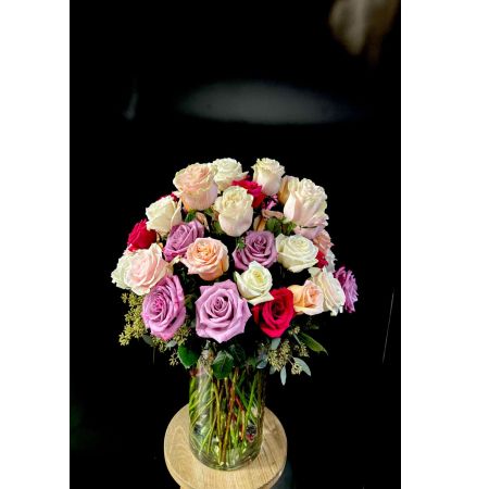 Fortin Gage Nashua - Four dozen roses available in mixed colors or all red is an incredible statement! 

Make this Valentine's stand out from all others.

Includes complimentary delivery