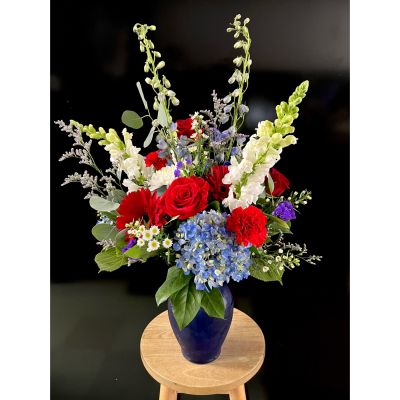 Fortin Gage Nashua - A patriotic floral mix suitable for your summer celebrations!