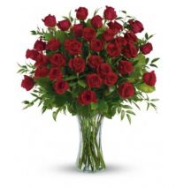 Breathtaking Beauty - 3 Dozen Long Stemmed Roses