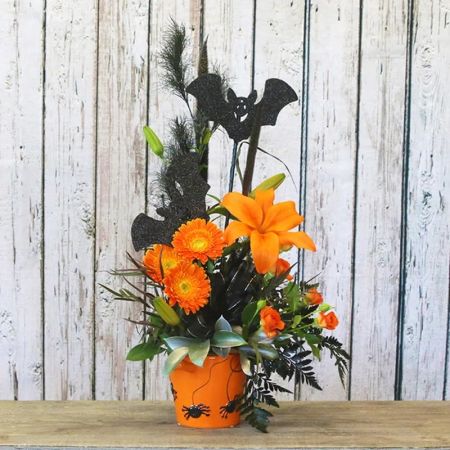 Madison Avenue Florist Sacramento - Boo To You, a fun spookie designer's choice arrangement for those Halloween lovers in your life! Containers vary, depending on what's in stock 