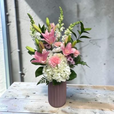 Tom's Florist Smyrna - .
