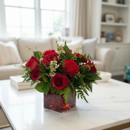 Tom's Florist Smyrna - Bold, passionate, and unforgettable. Whether you're celebrating romance, expressing heartfelt emotions, or adding a rich pop of color to your space, this arrangement delivers timeless charm and flair.