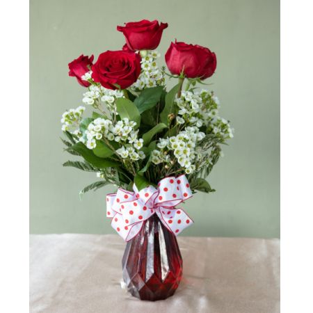 Conroy's Flowers El Cajon El Cajon - A small gesture speaks volumes, and our "Just for You" design is the perfect way to express appreciation. Vibrant red and white tones come together in this thoughtful arrangement, creating a burst of color and warmth. Whether it's to say thank you, celebrate a special moment, or simply to brighten someone's day, this arrangement is a charming and heartfelt choice. Please note that vase designs may vary, adding a touch of uniqueness to each delivery. Take advantage of our same-day flower delivery to ensure your thoughtful gesture reaches its destination promptly, making it a delightful surprise for the recipient.