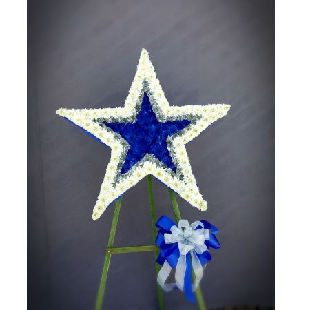 Log Cabin Florist Bakersfield - THE STAR OF THE DALLAS COWBOYS IS THE PERFECT DISPLAY FOR A LIFE LONG FAN! THE DESIGN IS MOUNTED ON A 5FT. EASEL THE STAR IS 24" IN DIAMETER AND DESIGNED IN BLUE, WHITE AND SILVER.