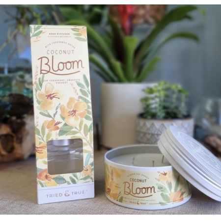 Log Cabin Florist Bakersfield - This scented diffuser features custom lids and hand painted floral art, this inviting collection of fragrances will inspire renewed optimism in the fullness of the season. Candle shown with  diffuser for illustration purposes only and is not included with  the  diffuser
