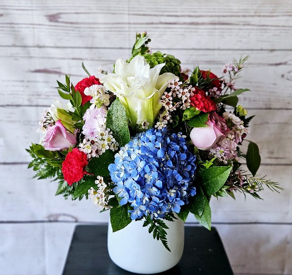 Bakersfield Flower Delivery Florist in Bakersfield Log Cabin Florist