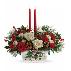 Halls Of Holly Centerpiece
