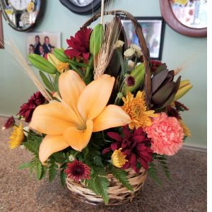 Memories of Autumn Basket 