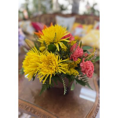 DiBella Flowers & Gifts Las Vegas - Celebrate the season of thankfulness with Autumn Gratitude, a charming arrangement that captures the rich beauty of fall. Designed in a rustic pot, this centerpiece is perfect for adding a cozy touch of harvest charm to your home or table. A heartfelt expression of appreciation, Autumn Gratitude makes a thoughtful gift for loved ones or a beautiful way to bring the spirit of thanksgiving into your space.