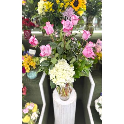 DiBella Flowers & Gifts Las Vegas - Dozen Lavender Roses & Hydrangea Arrangement 