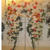 Superior Florist Ltd New York - A beautiful piece for a fan of ponies.