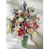 Superior Florist Ltd New York - "The Park Avenue Bouquet" speaks for itself, offering an exquisite and luxurious floral arrangement. With the option for same-day flower delivery, you can promptly share this sophisticated and stylish bouquet for various occasions. Whether it's to make a grand gesture, celebrate a special event, or convey admiration, "The Park Avenue Bouquet" is a chic and timeless choice for floral gifting. The arrangement is designed to capture the essence of opulence and beauty, making it a perfect choice for those who appreciate a touch of luxury in their floral displays.