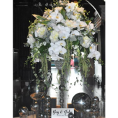 Superior Florist Ltd New York - A lovely arrangement to place near guest placecards.