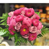 Superior Florist Ltd New York - Lovely pinks make a gorgeous bouquet.