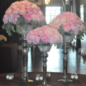 Superior Florist Ltd New York - A lovely, royal-like centerpiece.